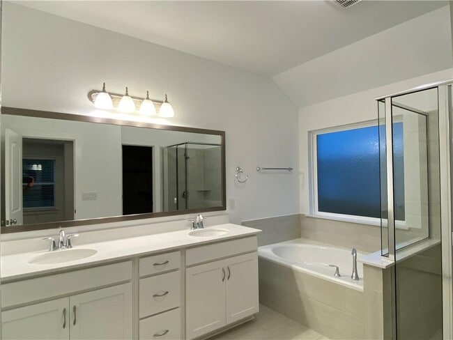 Building Photo - 4460 Arques Ave