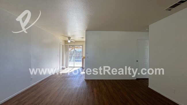 Building Photo - 13261 Mohawk Rd