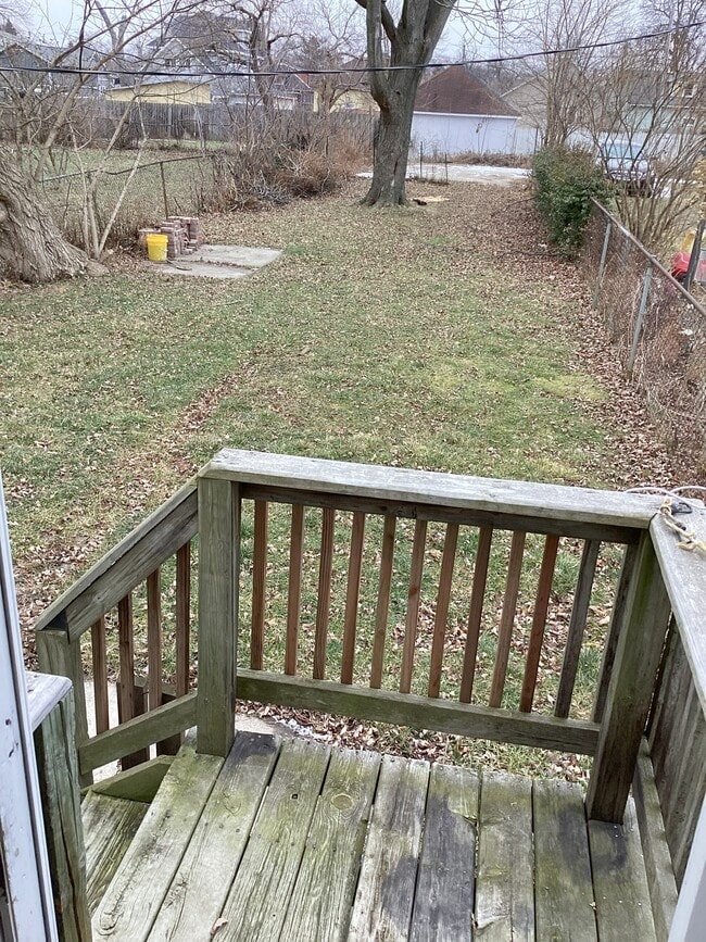 Building Photo - 1230 Chestnut St