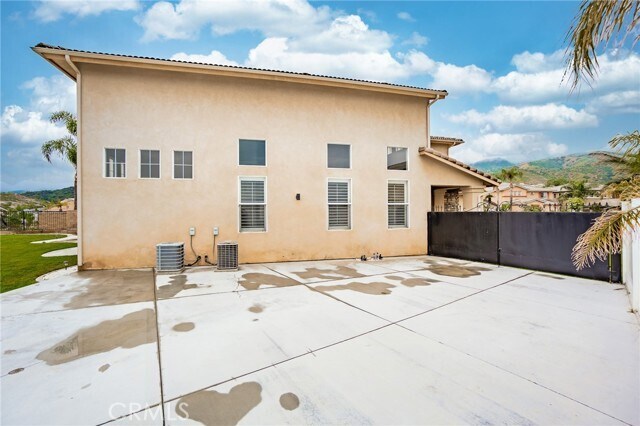 Building Photo - 2515 Camino Del Plata