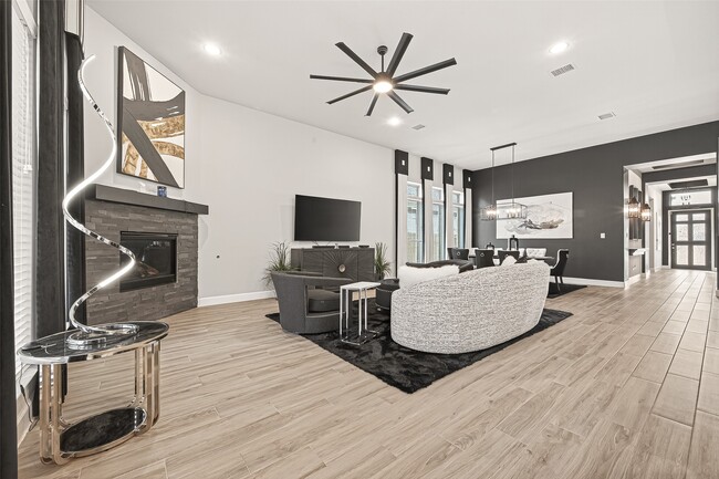 Building Photo - 2806 Sycamore Wood Trce