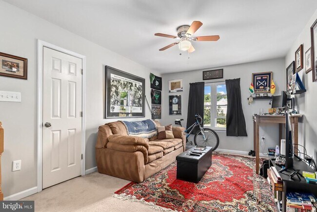 Building Photo - 5316 Waldo Dr