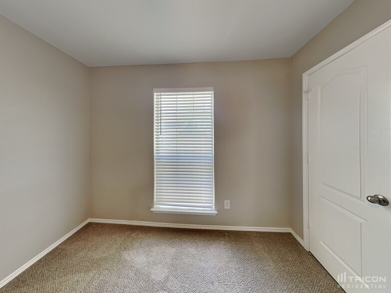 Building Photo - 7319 Woodhome Dr
