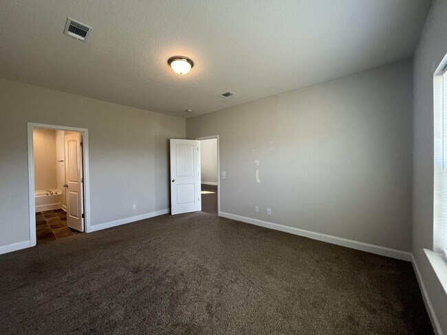 Building Photo - 200 Gambrel Rd