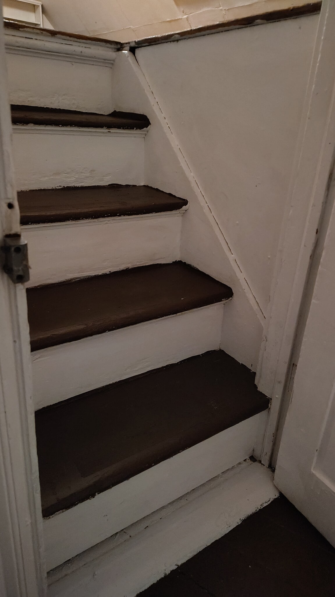 STEPS TO THE 3RD LEVEL ATTIC - 4 Edmarth Pl