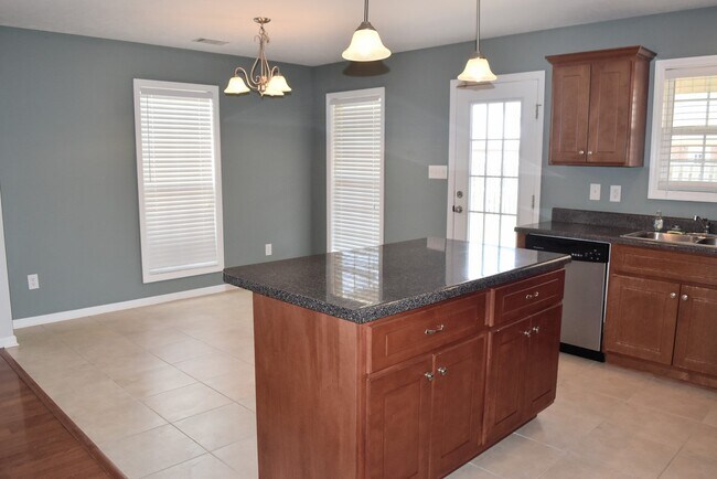 Building Photo - 1074 Grove Landing Ln