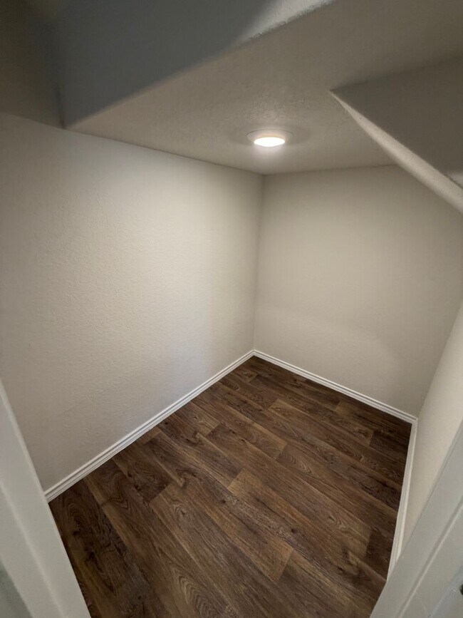 Building Photo - Redbird Ranch/ DR Horton Home For rent