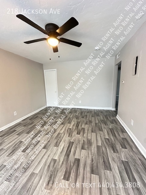 Building Photo - 218 Jackson Ave