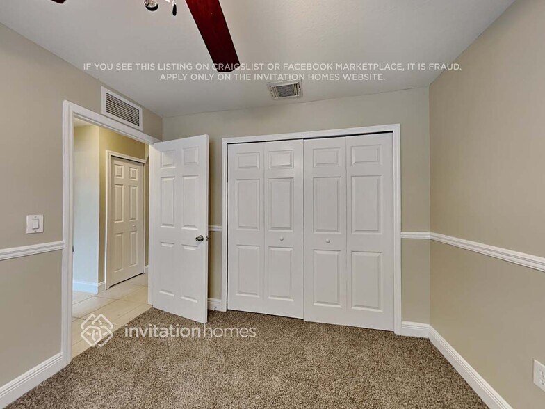 Building Photo - 28003 SW 135th Ave