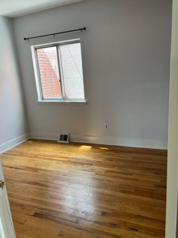 Building Photo - 1528 Rodman St