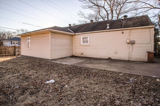 Building Photo - 11120 E 57 St