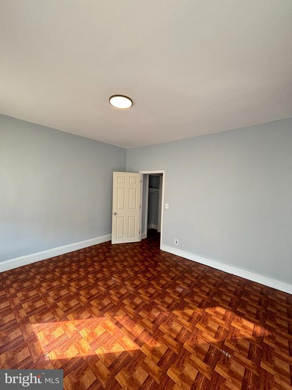 Building Photo - 2054 Bellmore St