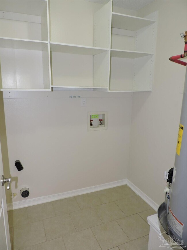 Building Photo - 1100 Sweetbriar St