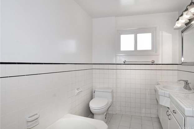 Building Photo - 111 19th St