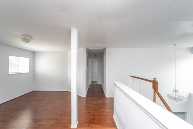 Building Photo - 2322 Cool Springs Ln