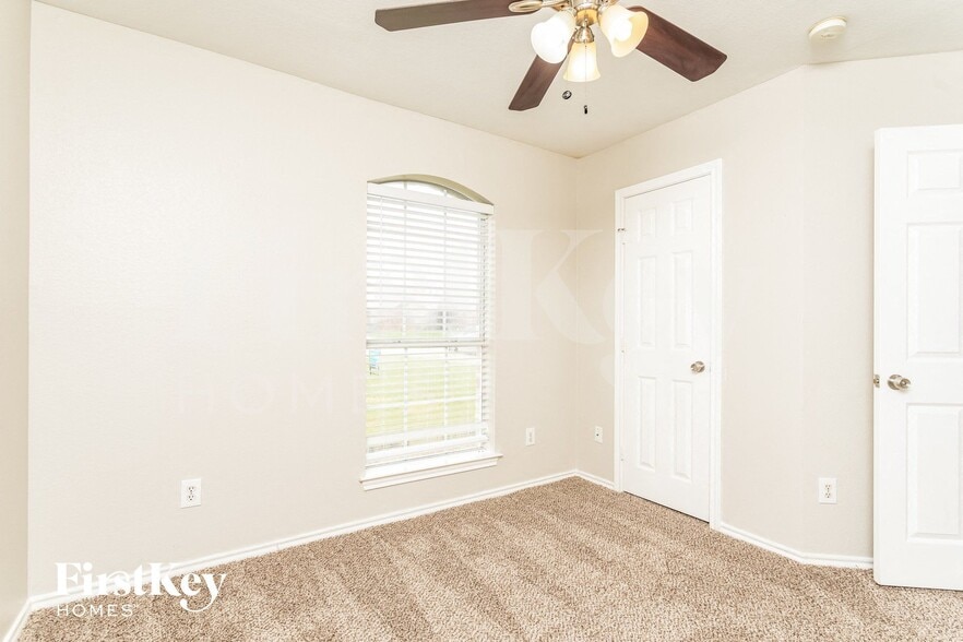 Building Photo - 1508 Pintail Ct