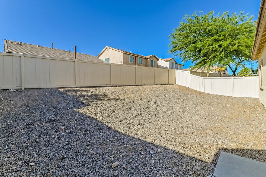 Building Photo - 3940 Fragrant Jasmine Ave