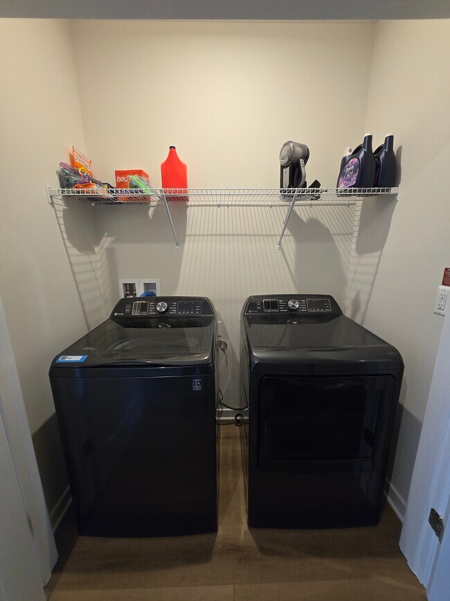 Building Photo - 13508 Innovation Station Lp