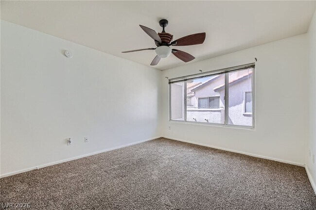 Building Photo - 3103 Key Largo Dr