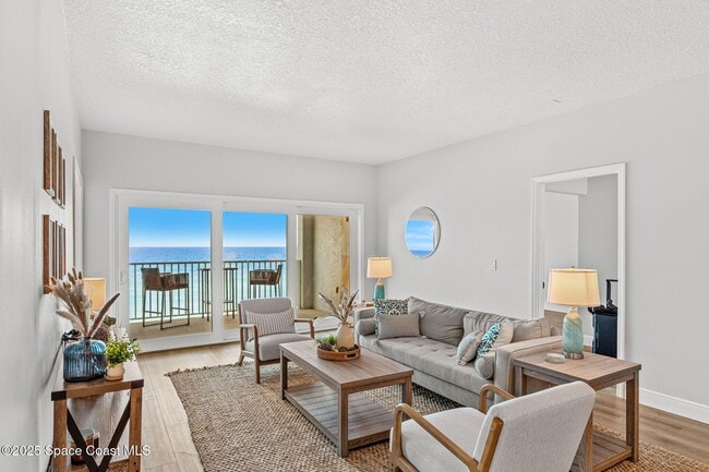 Building Photo - 3037 Jimmy Buffett Mem Hwy