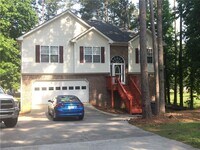 Building Photo - 5516 Pinedale Cir