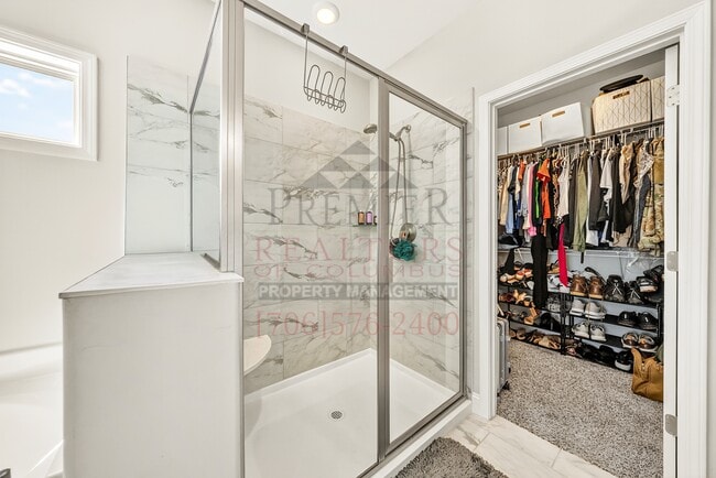 Building Photo - 6897 Omaha Dr