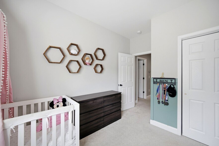 Building Photo - 6011 Latta Springs Cir