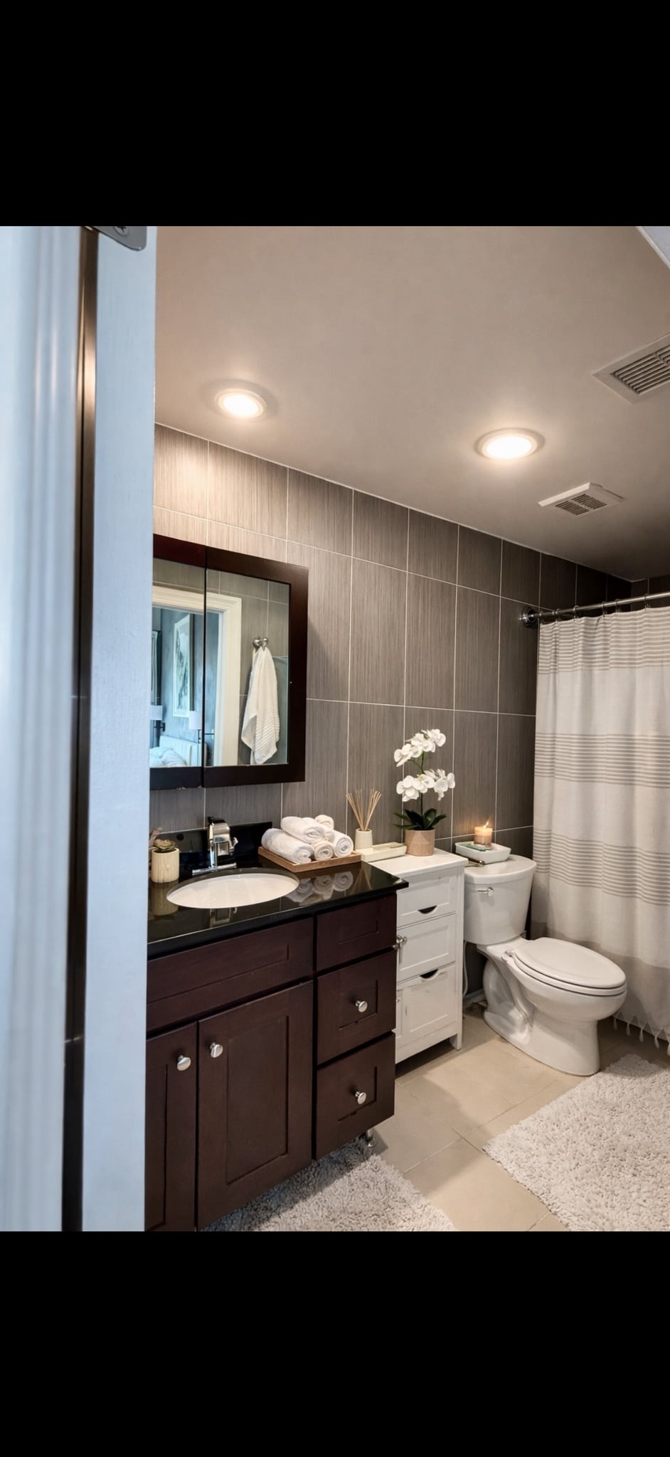 Primary bathroom - 2765 John F Kennedy Blvd