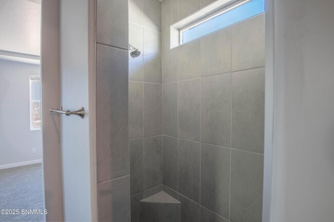 Building Photo - 5017 Sand Strm Rd