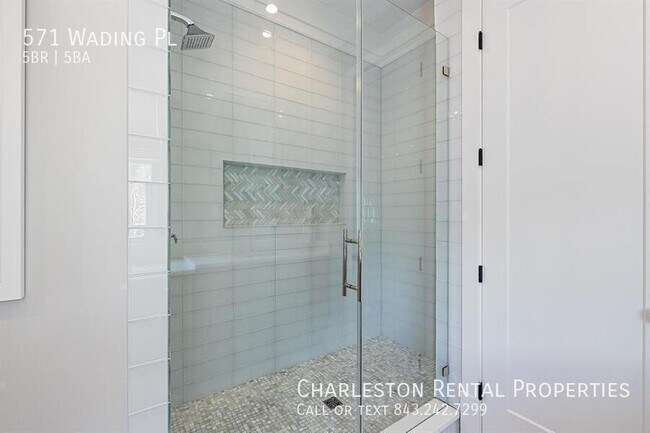 Building Photo - 571 Wading Pl