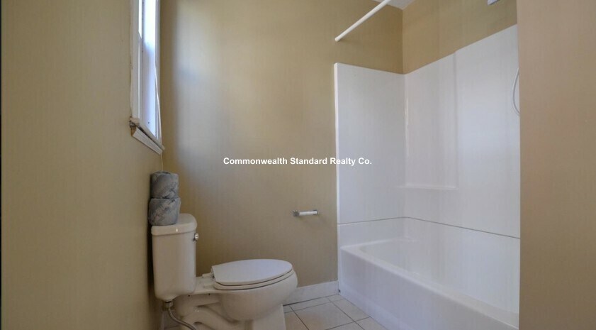 Building Photo - 4 Haskell St