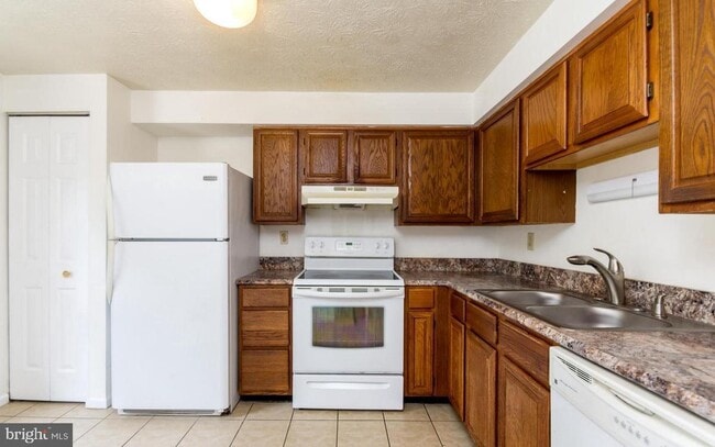 Building Photo - 6707 Ammendale Way
