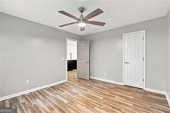 Building Photo - 2069 Ursuline Way NW