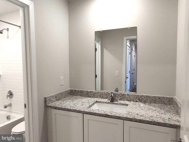 Building Photo - 3 Wafer Aly