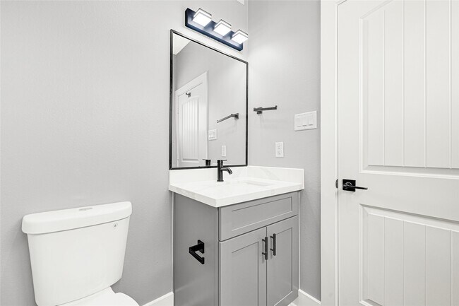 Building Photo - 3808 Yale St