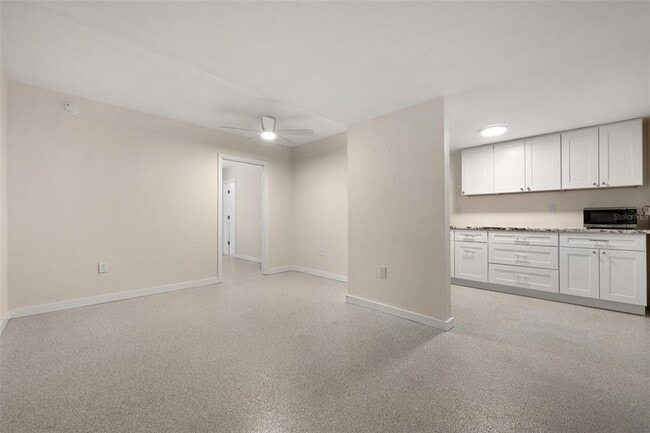 Building Photo - 308 Ohio Pl