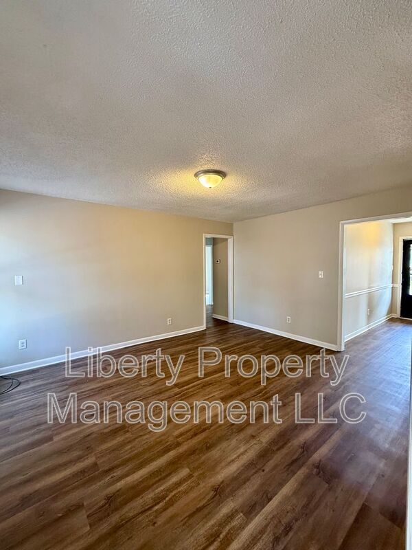 Building Photo - 6512 Sudbury Dr