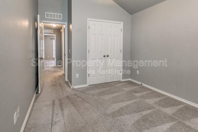 Building Photo - 18020 Cerrado Cir