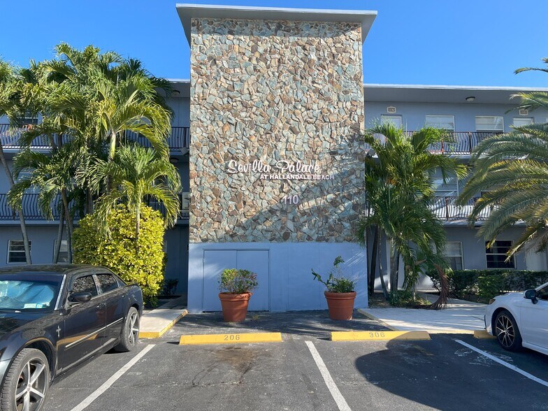 Front of Building - 110 SE 2nd St