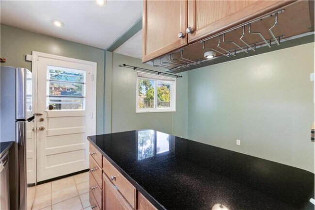 Building Photo - 2308 Mary Baldwin Dr