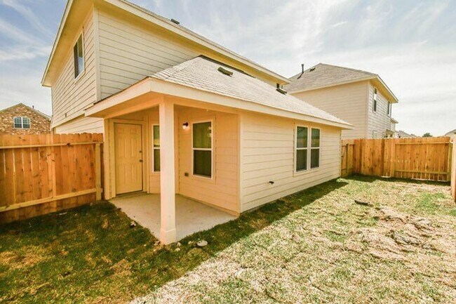 Building Photo - 4118 Silver Ranch Rd