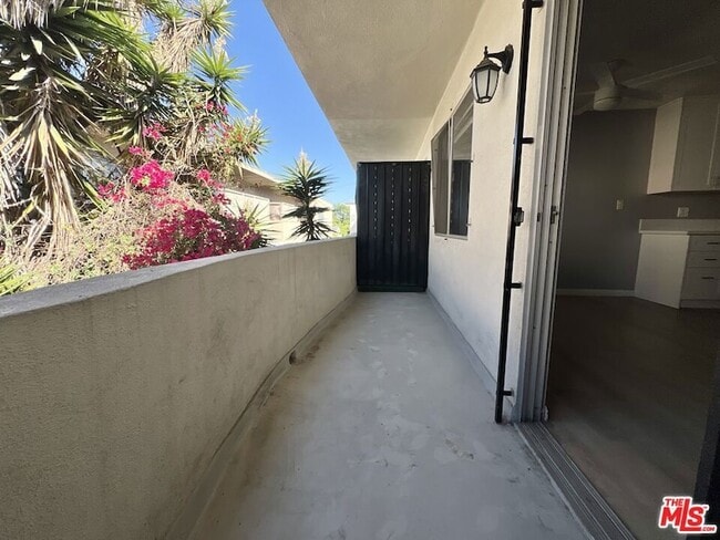 Building Photo - 1426 Orange Grove Ave