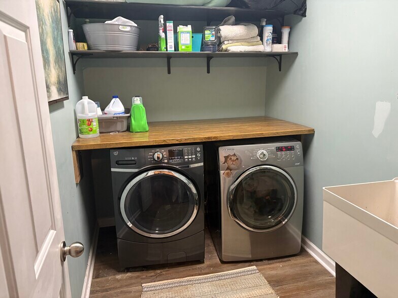 Building Photo - 312 Wave Crest Dr