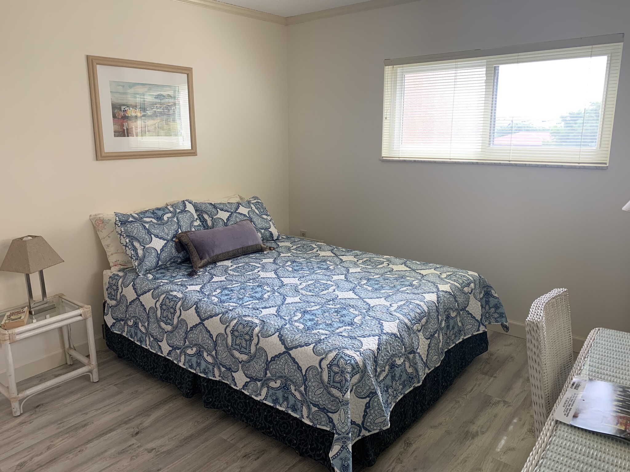 2nd bedroom Queen/Full size bed - 1243 S MLK Jr Ave