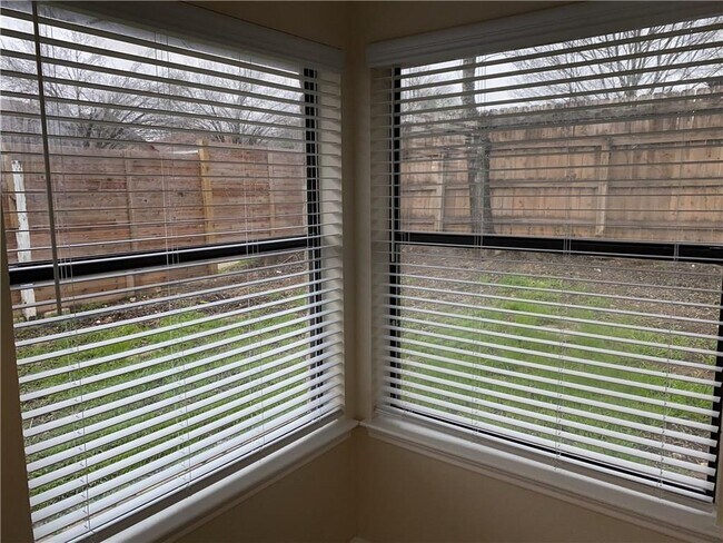 Building Photo - 1700 Rustlers Rd