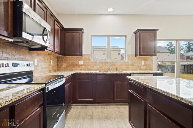 Building Photo - 85 Mary Jane Ln