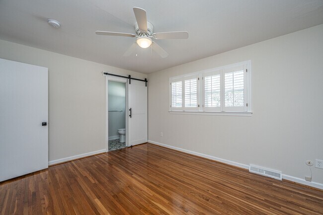 Building Photo - 1791 Dunbarton Dr