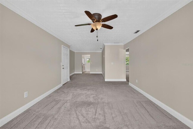Building Photo - 5301 Hansel Ave