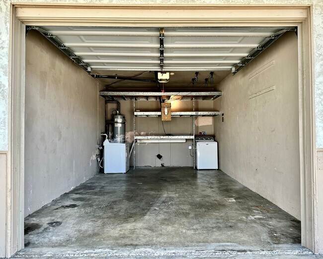 Building Photo - SDS T 1260