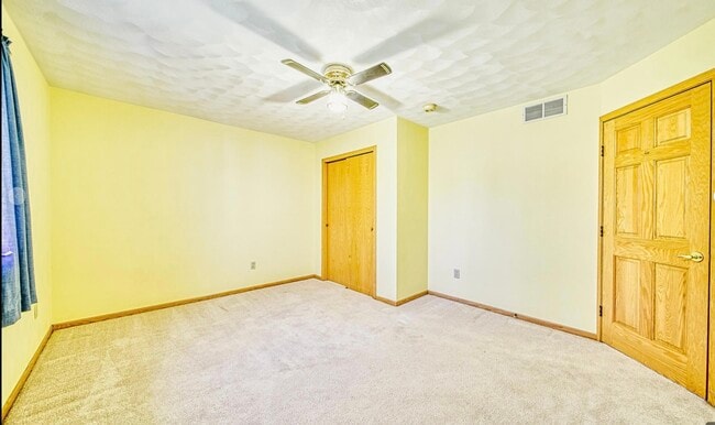 Building Photo - 3121 Carefree Dr